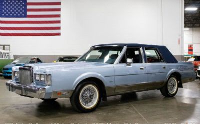 1986 Lincoln Town Car 