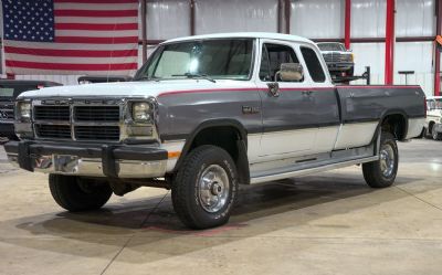 1992 Dodge RAM W250 LE 