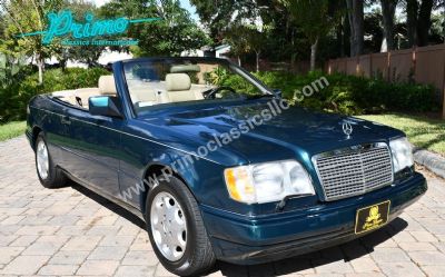 1995 Mercedes-Benz E320 