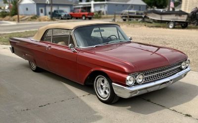 1961 Ford Galaxie Sunliner Convertible 