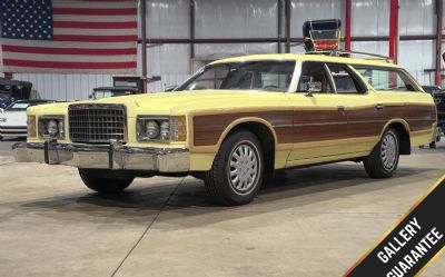 1977 Ford LTD Country Squire 
