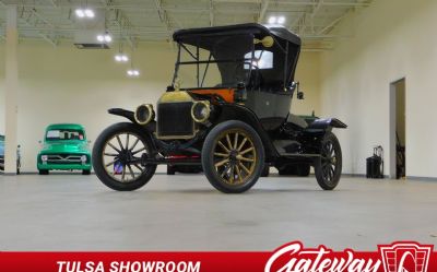 1914 Ford Model T 