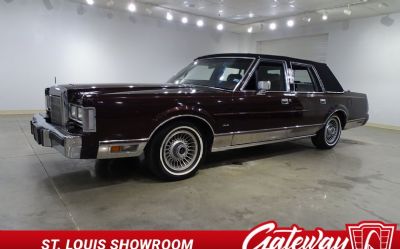 1988 Lincoln Town Car 
