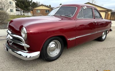 1949 Ford Custom Club Coupe Mild Restomod
