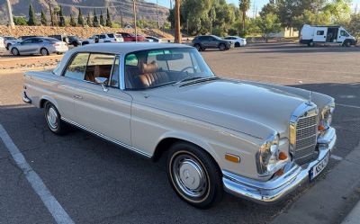 1969 Mercedes-Benz 280SE 
