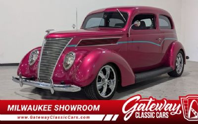 1937 Ford Tudor Sedan 