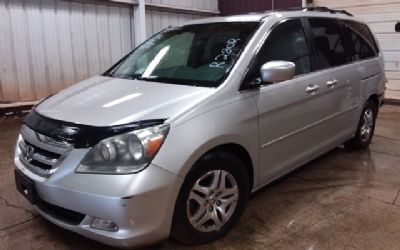 Photo of a 2005 Honda Odyssey Touring for sale