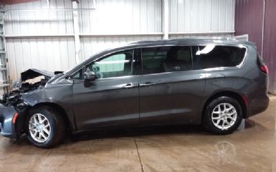 Photo of a 2021 Chrysler Pacifica Touring L for sale
