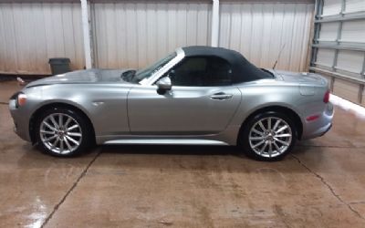 Photo of a 2017 Fiat 124 Spider Lusso for sale