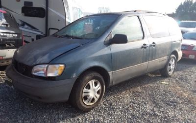 Photo of a 2000 Toyota Sienna LE for sale