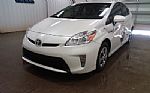 2015 PRIUS Thumbnail 4